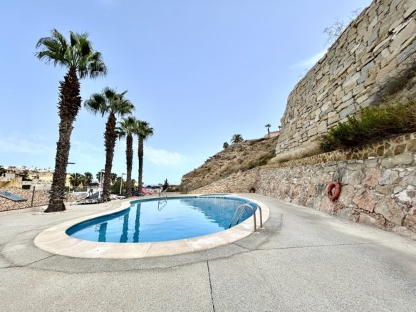 3 Bed 3 Bath Town House in Ciudad Quesada - Caza De Casa