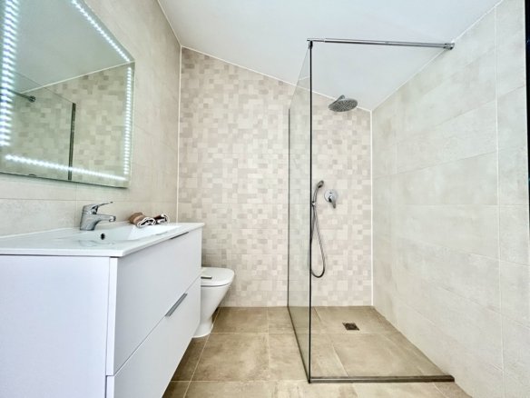 3 Bed 3 Bath Town House in Ciudad Quesada - Caza De Casa