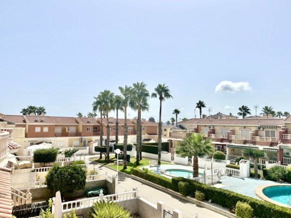 3 Bedroom 2 Bathroom Town House in Ciudad Quesada - Caza De Casa