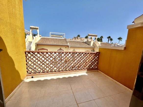 3 Bedroom 2 Bathroom Town House in Ciudad Quesada - Caza De Casa