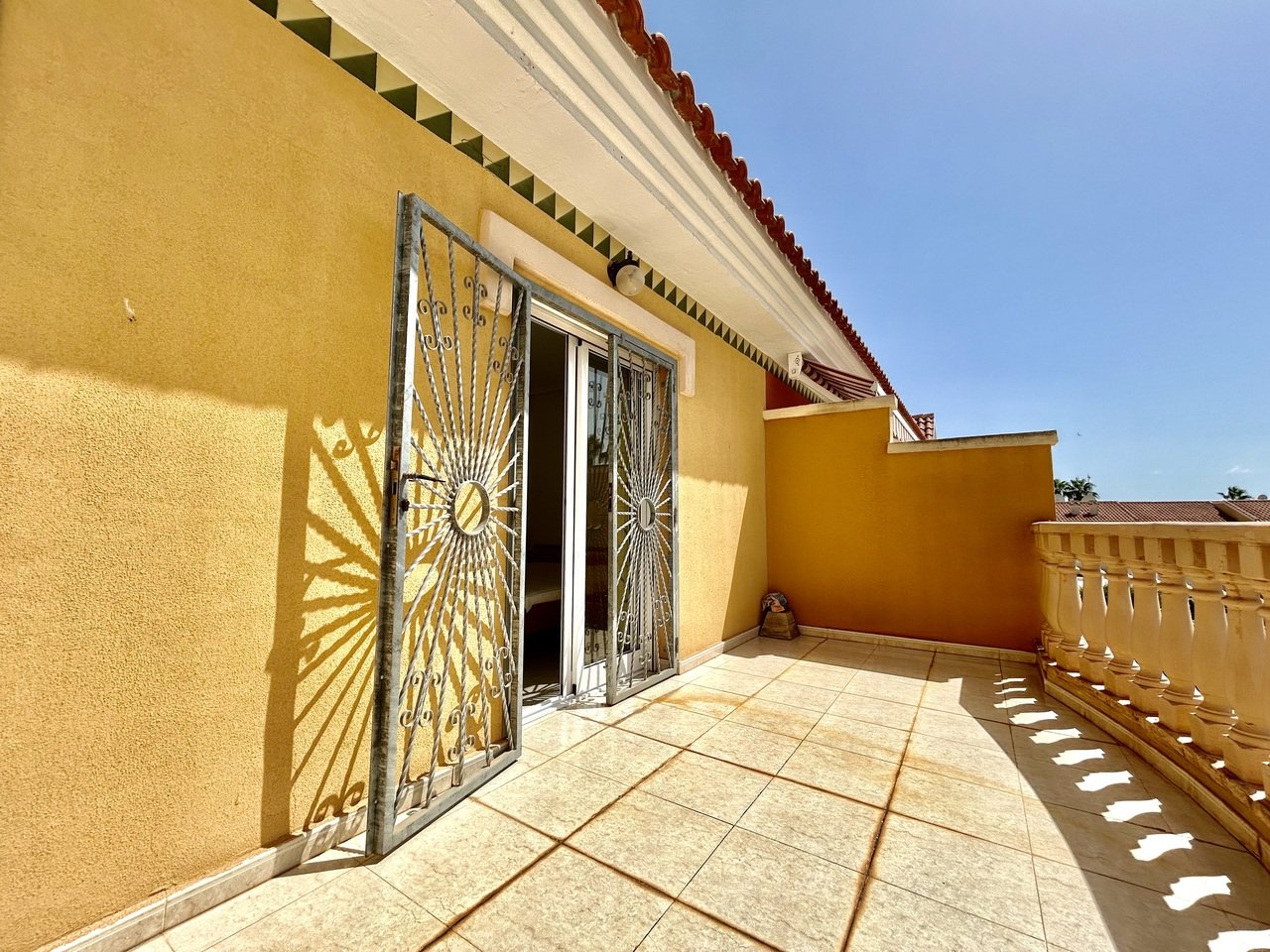 3 Bedroom 2 Bathroom Town House in Ciudad Quesada - Caza De Casa