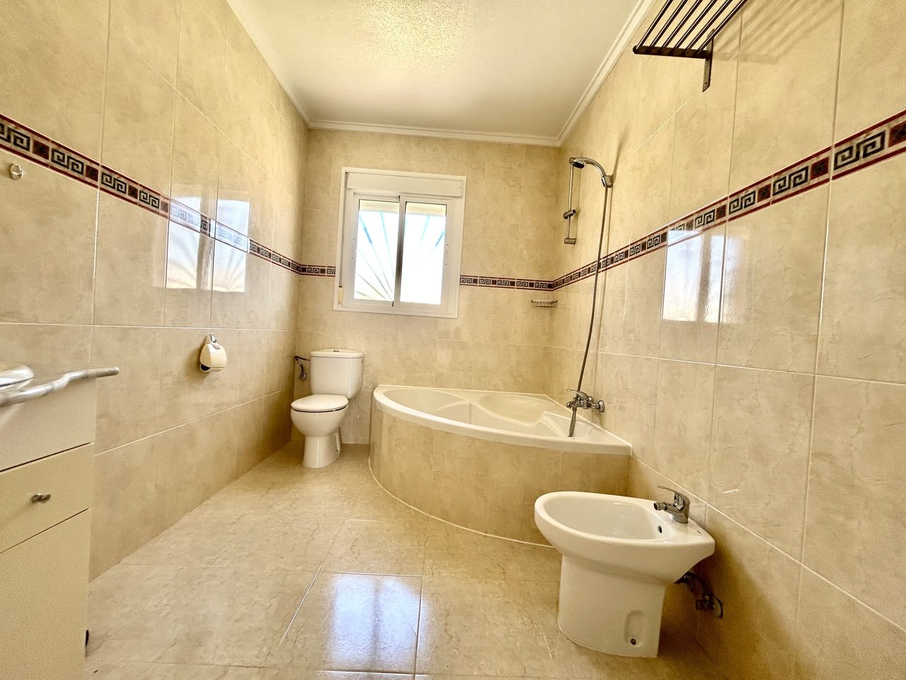 3 Bedroom 2 Bathroom Town House in Ciudad Quesada - Caza De Casa