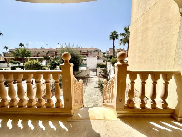 3 Bedroom 2 Bathroom Town House in Ciudad Quesada - Caza De Casa