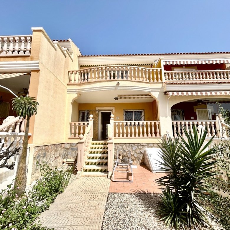 3 Bedroom 2 Bathroom Town House in Ciudad Quesada - Caza De Casa