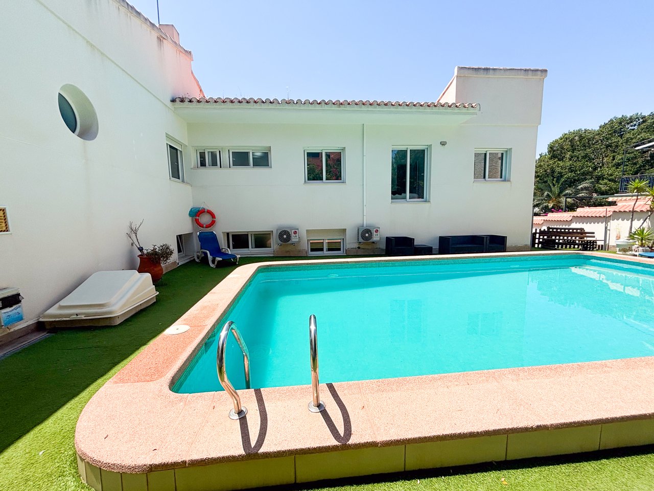 7 Bedroom 4 Bathroom Villa in Dehesa de Campoamor - Caza De Casa