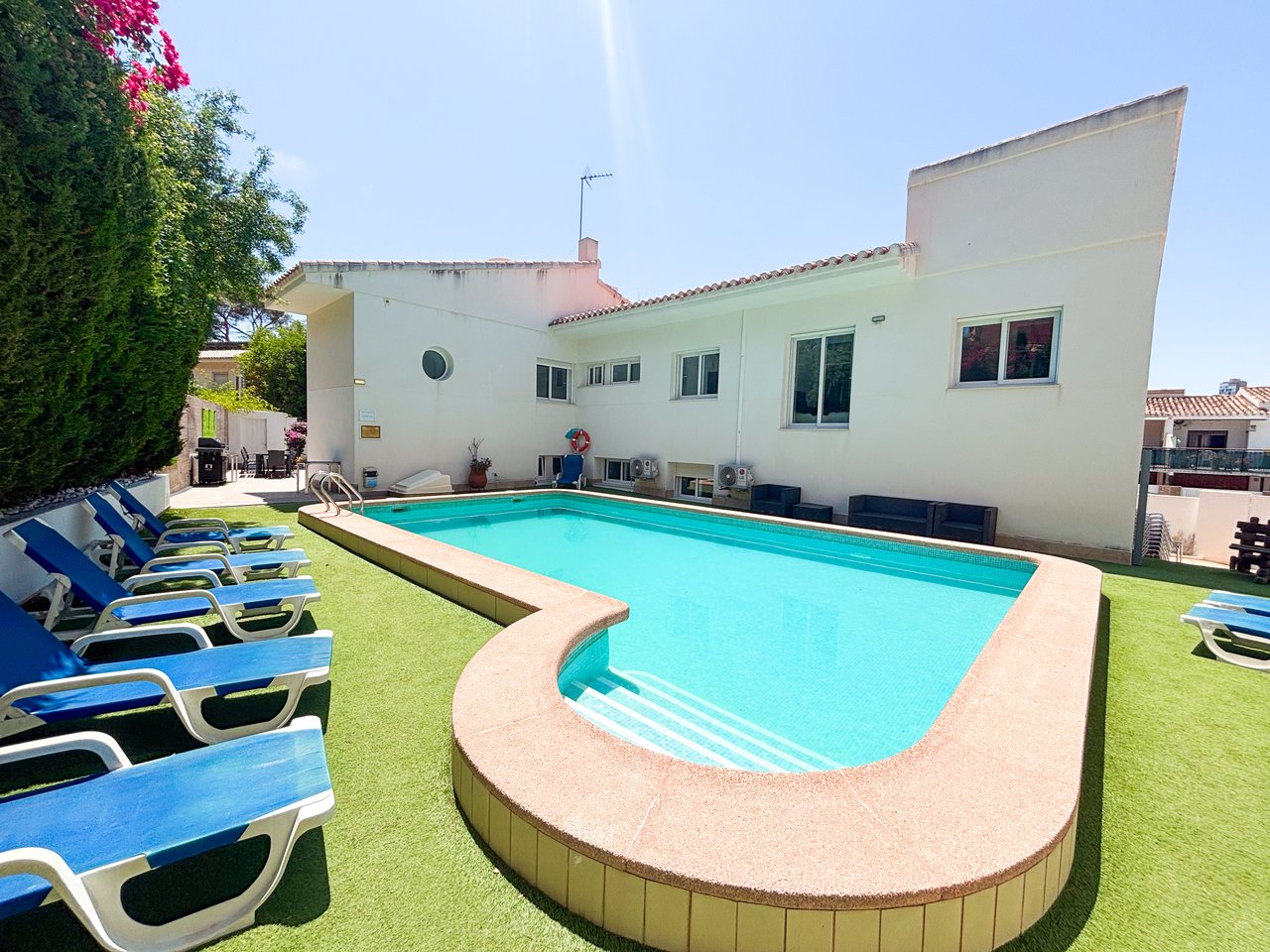 7 Bedroom 4 Bathroom Villa in Dehesa de Campoamor - Caza De Casa