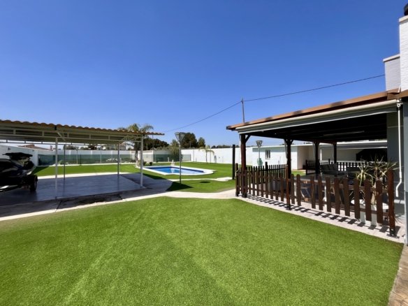 3 Bedroom 3 Bathroom Country House in Alcantarilla - Caza De Casa