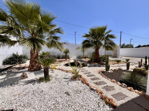 3 Bedroom 3 Bathroom Country House in Alcantarilla - Caza De Casa