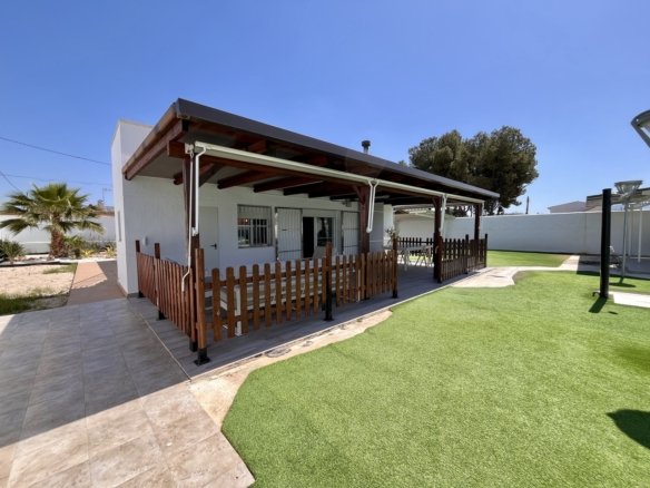 3 Bedroom 3 Bathroom Country House in Alcantarilla - Caza De Casa