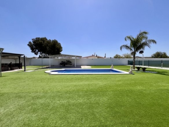 3 Bedroom 3 Bathroom Country House in Alcantarilla - Caza De Casa