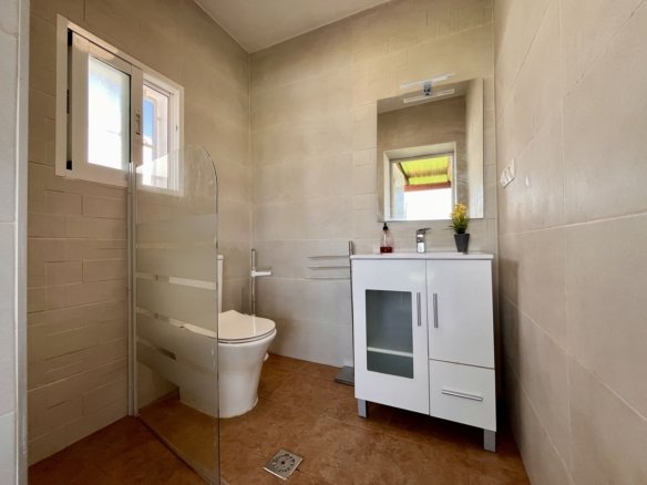 3 Bedroom 3 Bathroom Country House in Alcantarilla - Caza De Casa