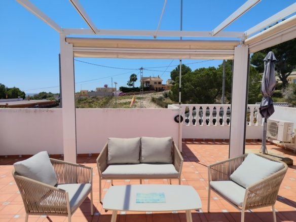 3 Bedroom 2 Bathroom Villa in San Miguel / Vistabella Golf - Caza De Casa