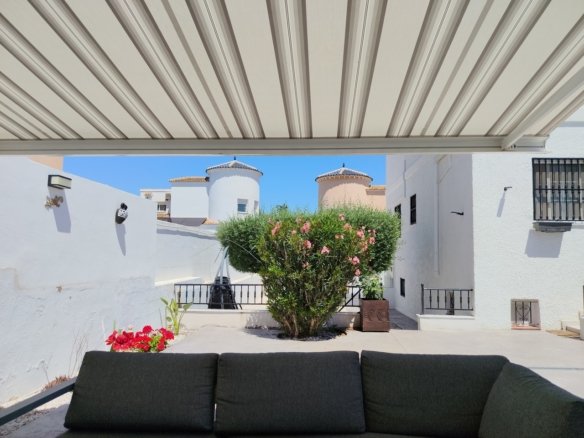 3 Bedroom 2 Bathroom Villa in San Miguel / Vistabella Golf - Caza De Casa