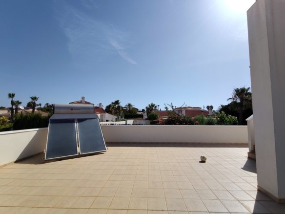 4 Bedroom 4 Bathroom Villa in Ciudad Quesada - Caza De Casa