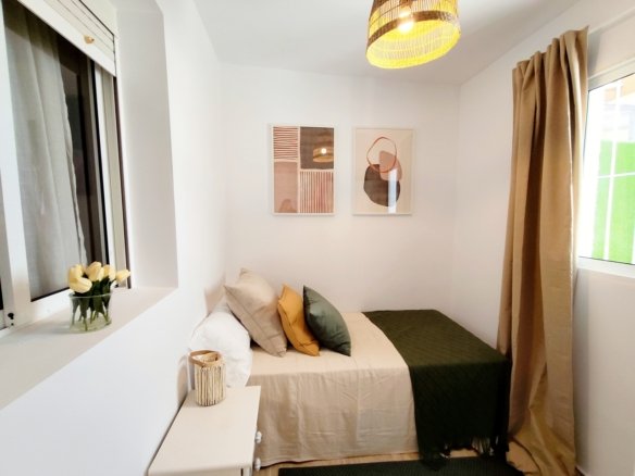 3 Bed 1 Bath Town House in Playa Flamenca - Caza De Casa