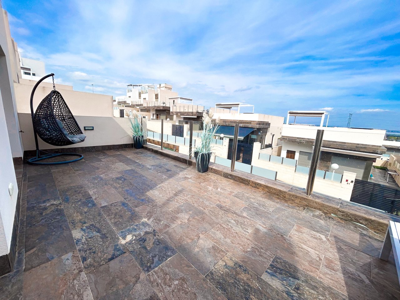 3 Bedroom 3 Bathroom Villa in Villamartin - Caza De Casa