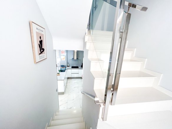 3 Bedroom 3 Bathroom Villa in Villamartin - Caza De Casa