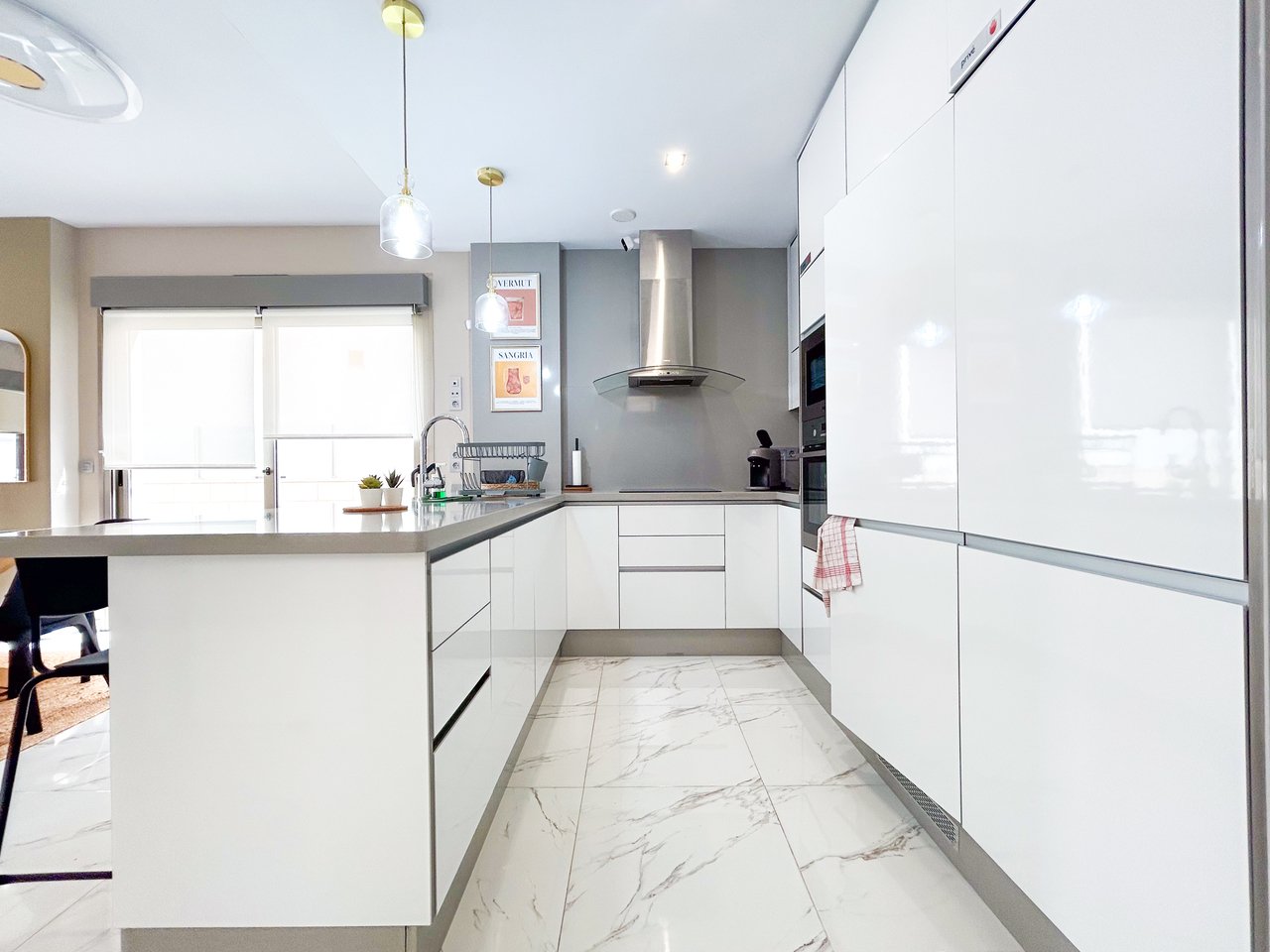 3 Bedroom 3 Bathroom Villa in Villamartin - Caza De Casa