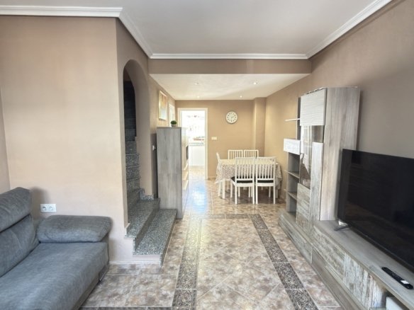 3 Bedroom 2 Bathroom Town House in La Zenia - Caza De Casa