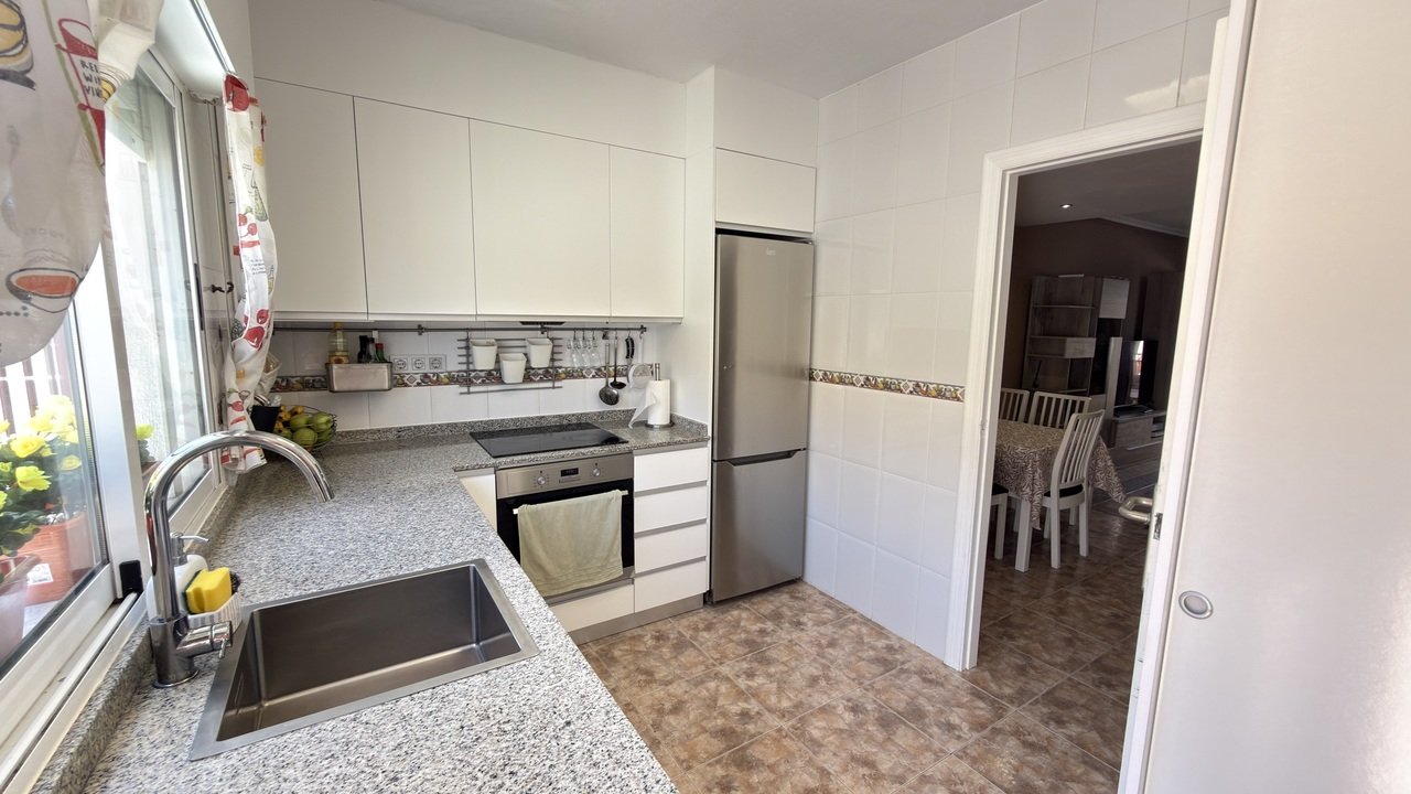 3 Bedroom 2 Bathroom Town House in La Zenia - Caza De Casa