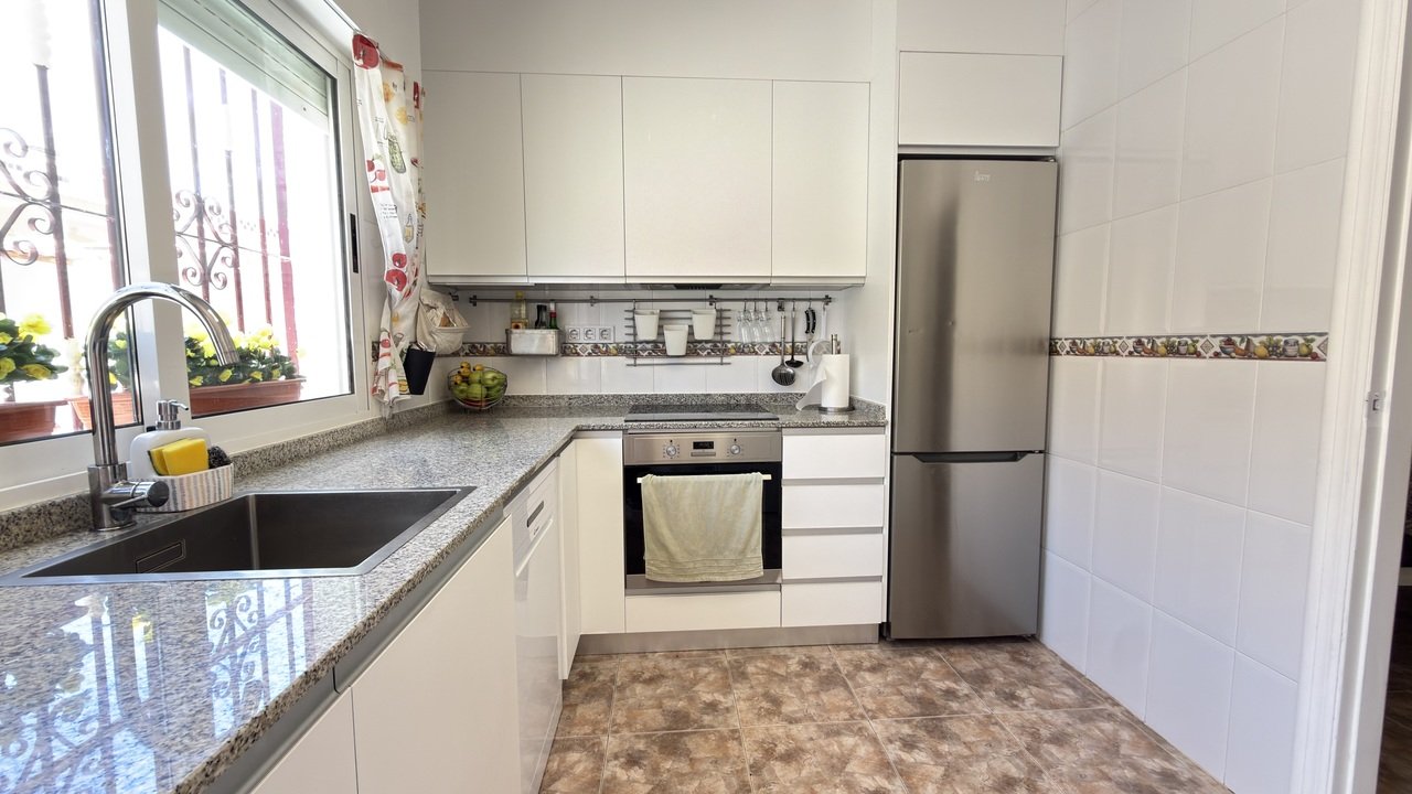 3 Bedroom 2 Bathroom Town House in La Zenia - Caza De Casa
