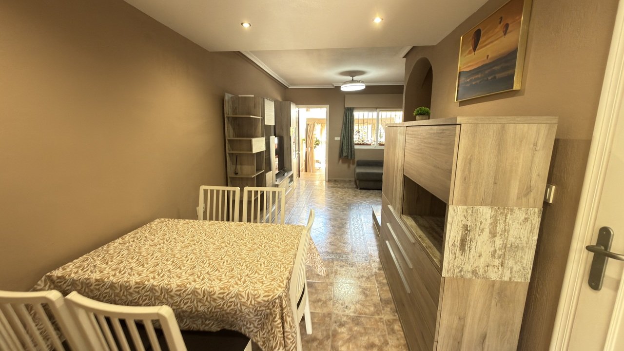 3 Bedroom 2 Bathroom Town House in La Zenia - Caza De Casa