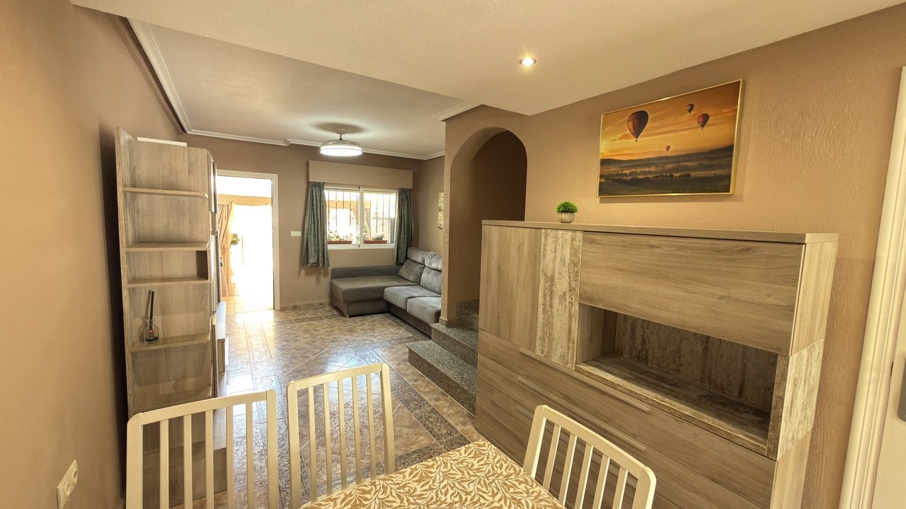 3 Bedroom 2 Bathroom Town House in La Zenia - Caza De Casa