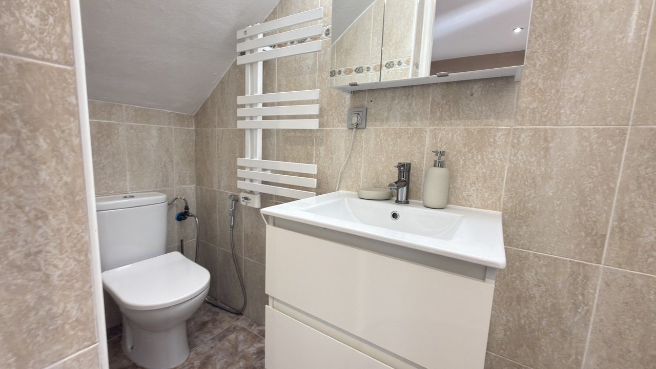 3 Bedroom 2 Bathroom Town House in La Zenia - Caza De Casa