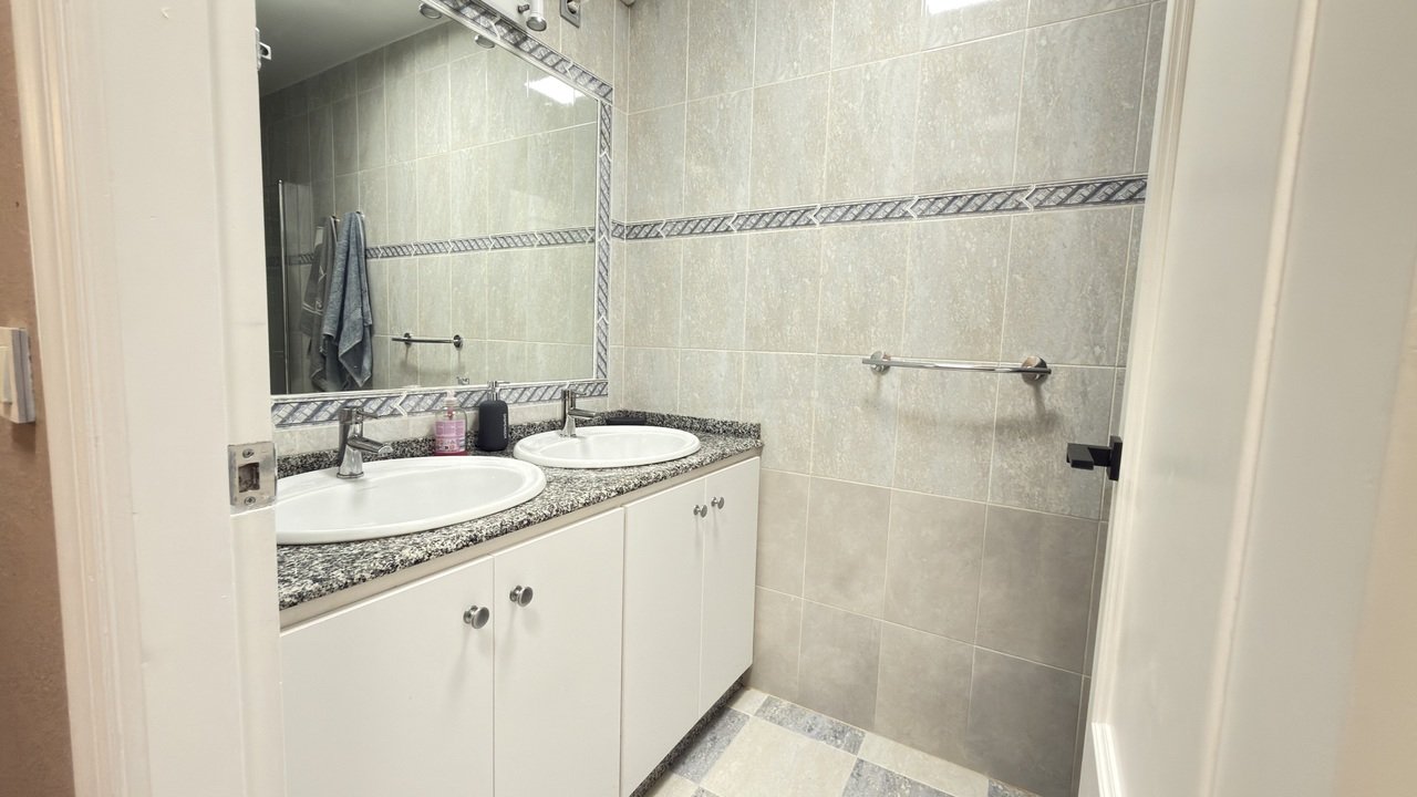 3 Bedroom 2 Bathroom Town House in La Zenia - Caza De Casa