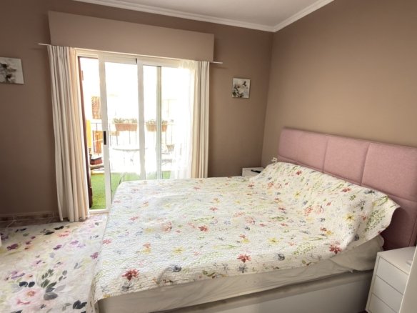 3 Bedroom 2 Bathroom Town House in La Zenia - Caza De Casa