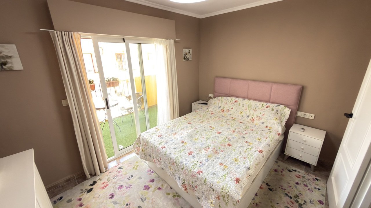 3 Bedroom 2 Bathroom Town House in La Zenia - Caza De Casa