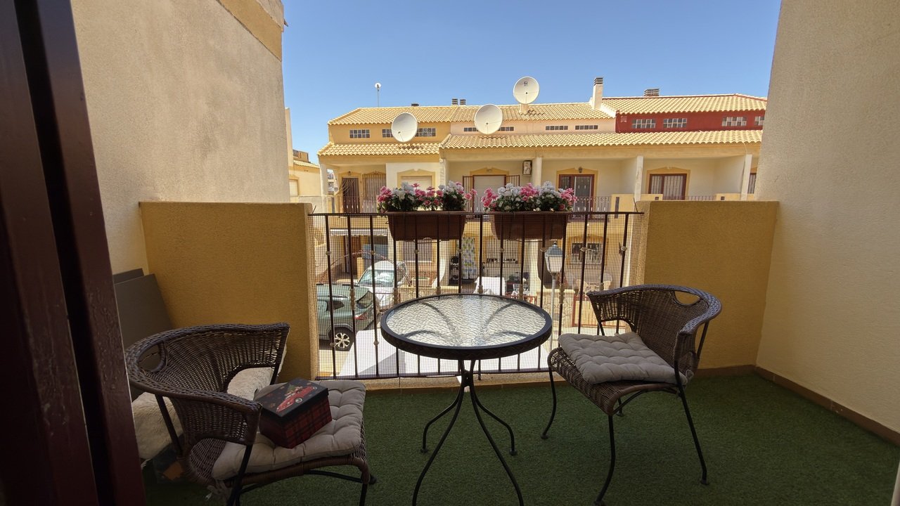 3 Bedroom 2 Bathroom Town House in La Zenia - Caza De Casa