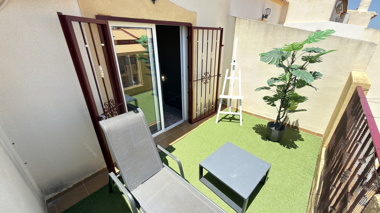 3 Bedroom 2 Bathroom Town House in La Zenia - Caza De Casa
