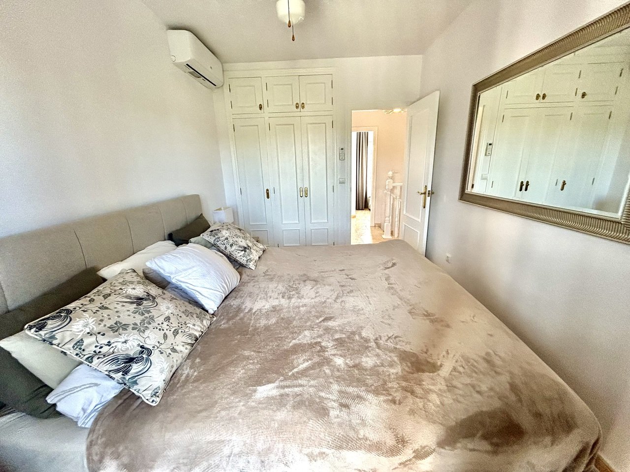 3 Bedroom 2 Bathroom Town House in Dehesa de Campoamor - Caza De Casa