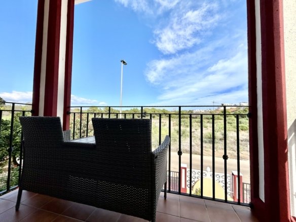 3 Bedroom 2 Bathroom Town House in Dehesa de Campoamor - Caza De Casa