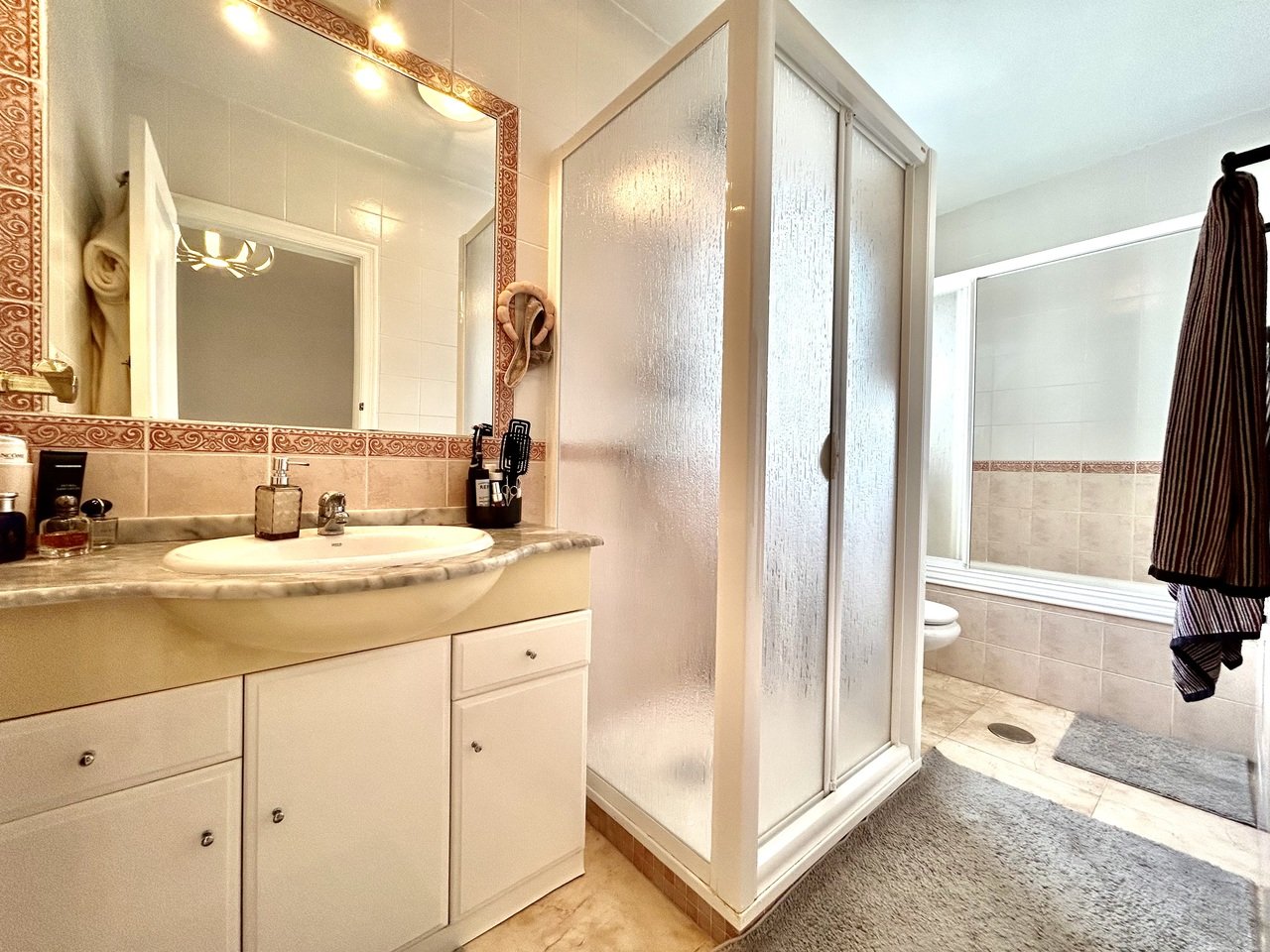 3 Bedroom 2 Bathroom Town House in Dehesa de Campoamor - Caza De Casa