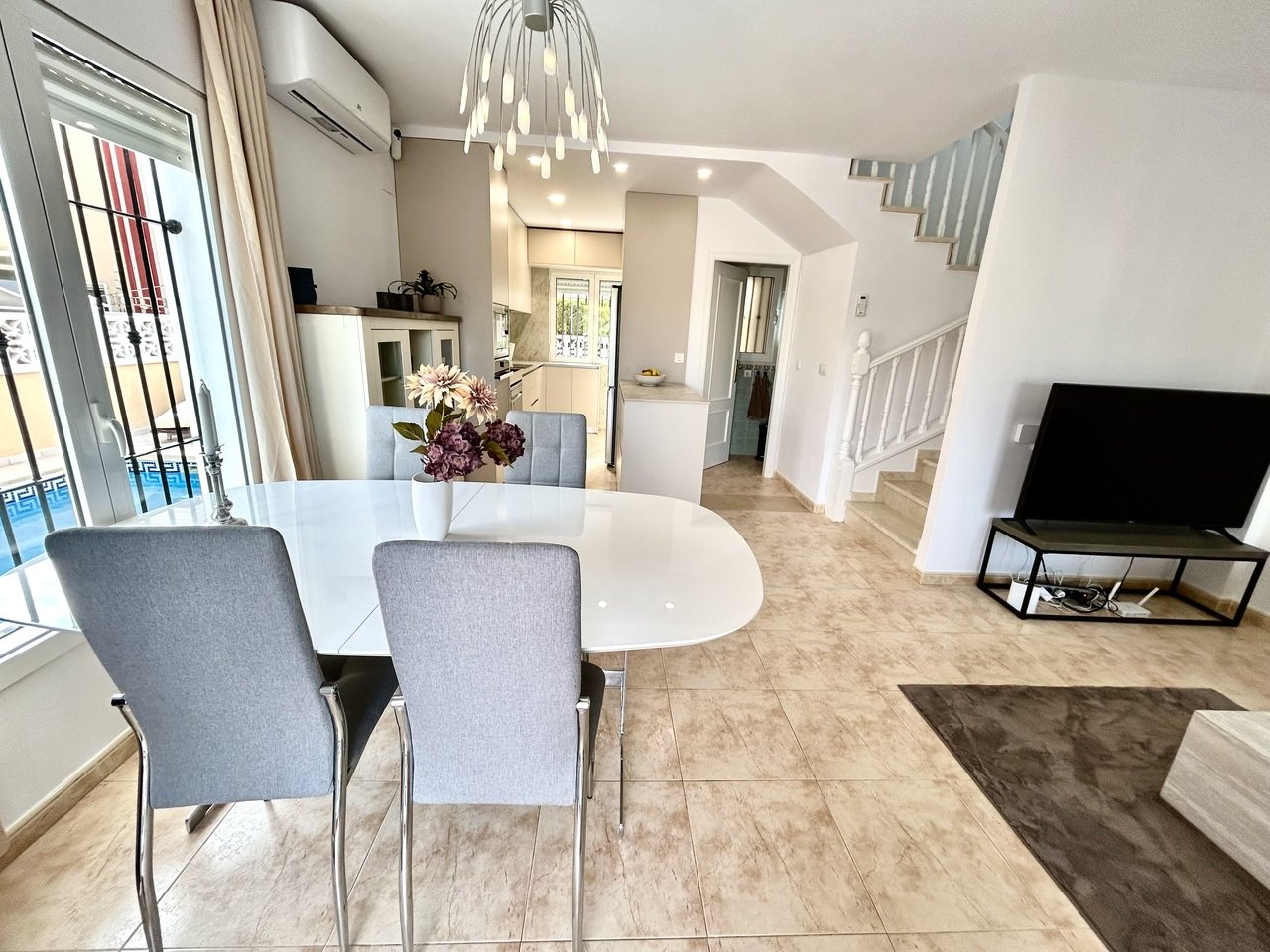 3 Bedroom 2 Bathroom Town House in Dehesa de Campoamor - Caza De Casa