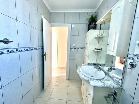 3 Bedroom 2 Bathroom Town House in Torrevieja - Caza De Casa
