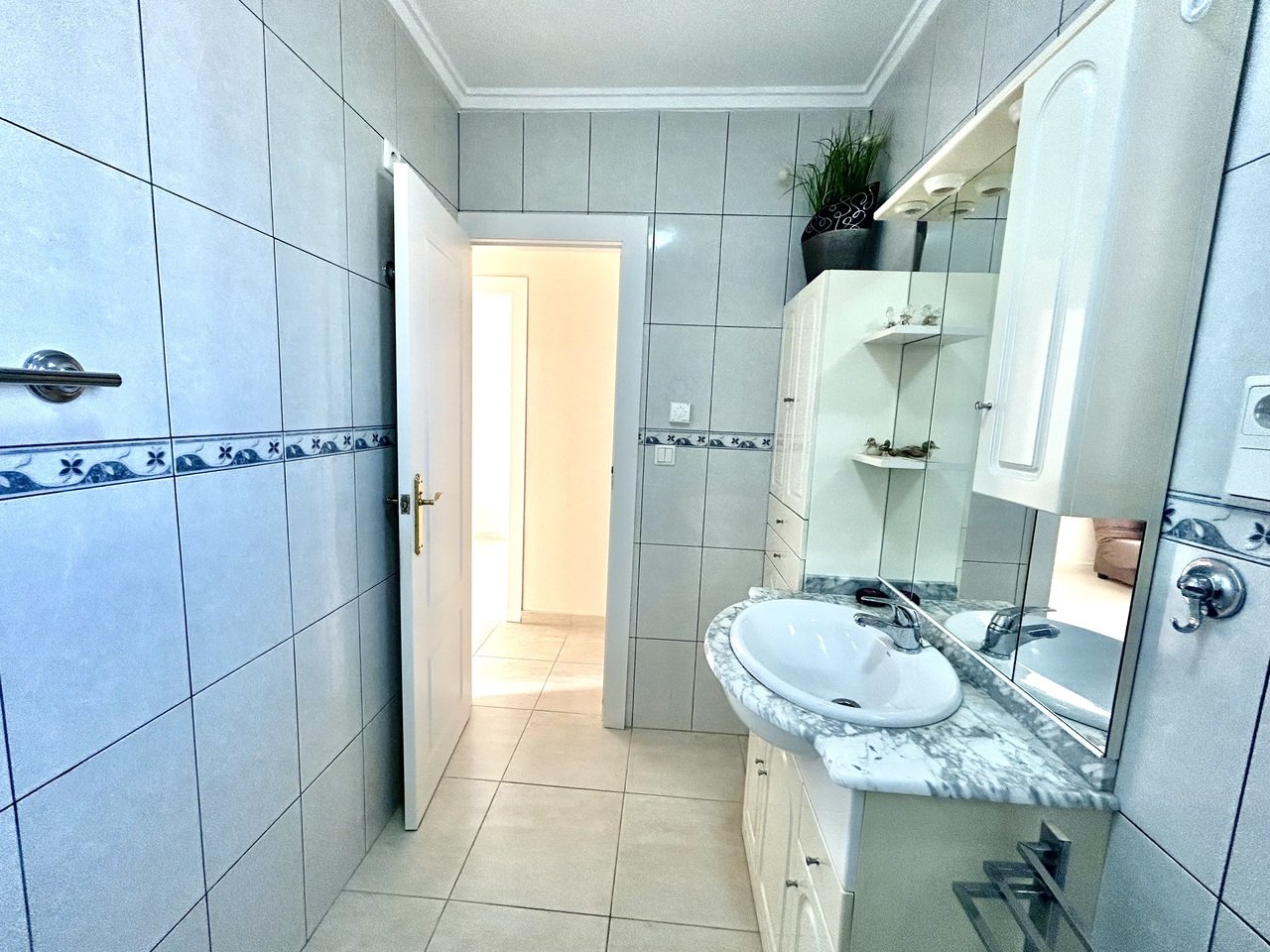 3 Bedroom 2 Bathroom Town House in Torrevieja - Caza De Casa