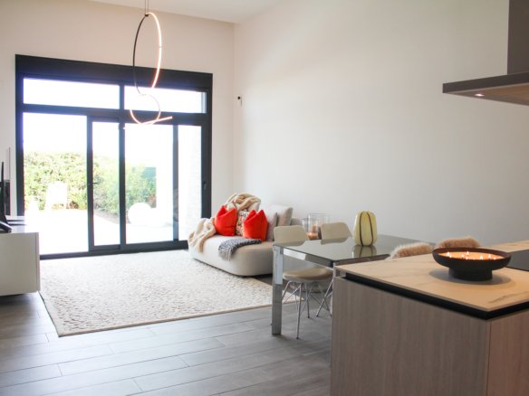 3 Bedroom 2 Bathroom Villa in Algorfa - Caza De Casa