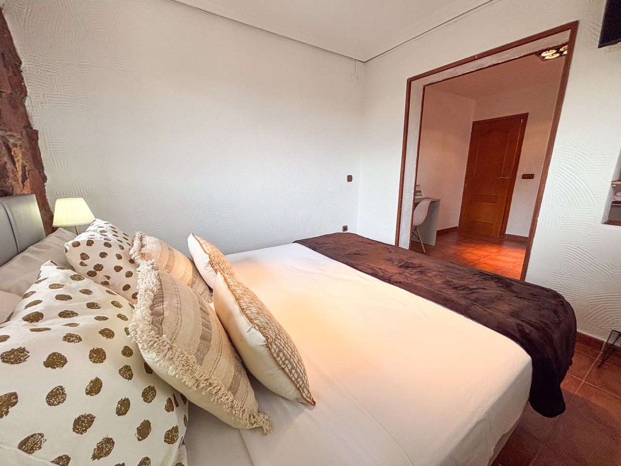 6 Bedroom 4 Bathroom Villa in Jacarilla - Caza De Casa