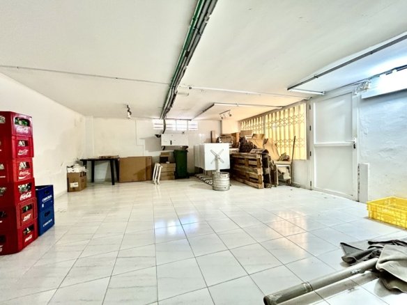2 Bathroom Commercial in Cabo Roig - Caza De Casa