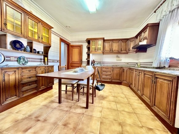 4 Bedroom 3 Bathroom Villa in Santiago de la Ribera - Caza De Casa