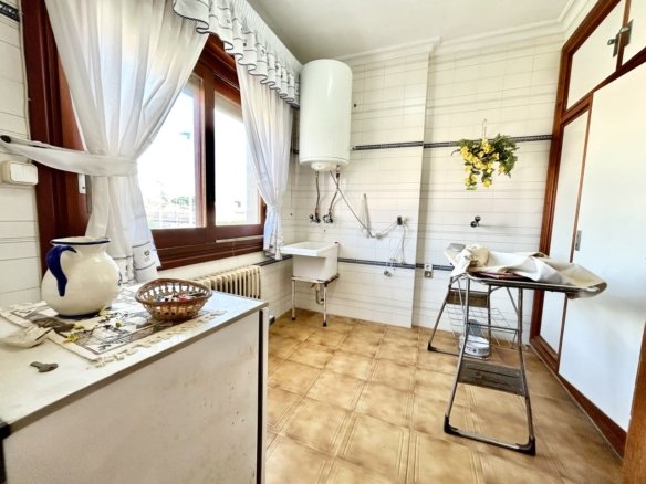 4 Bedroom 3 Bathroom Villa in Santiago de la Ribera - Caza De Casa