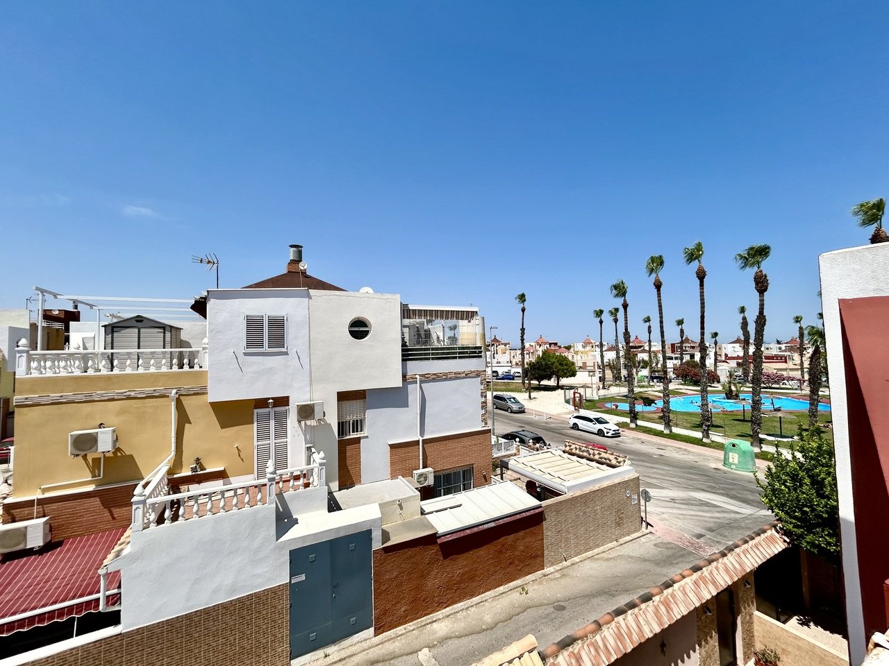 IMG_8844_xlarge 2 Bedroom 2 Bathroom Town House in Los Altos - Caza De Casa