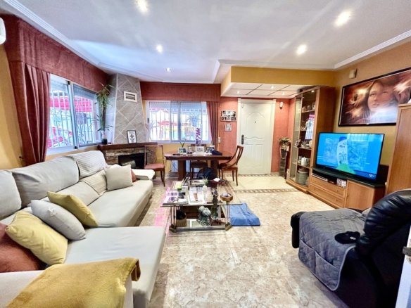 2 Bedroom 2 Bathroom Town House in Los Altos - Caza De Casa