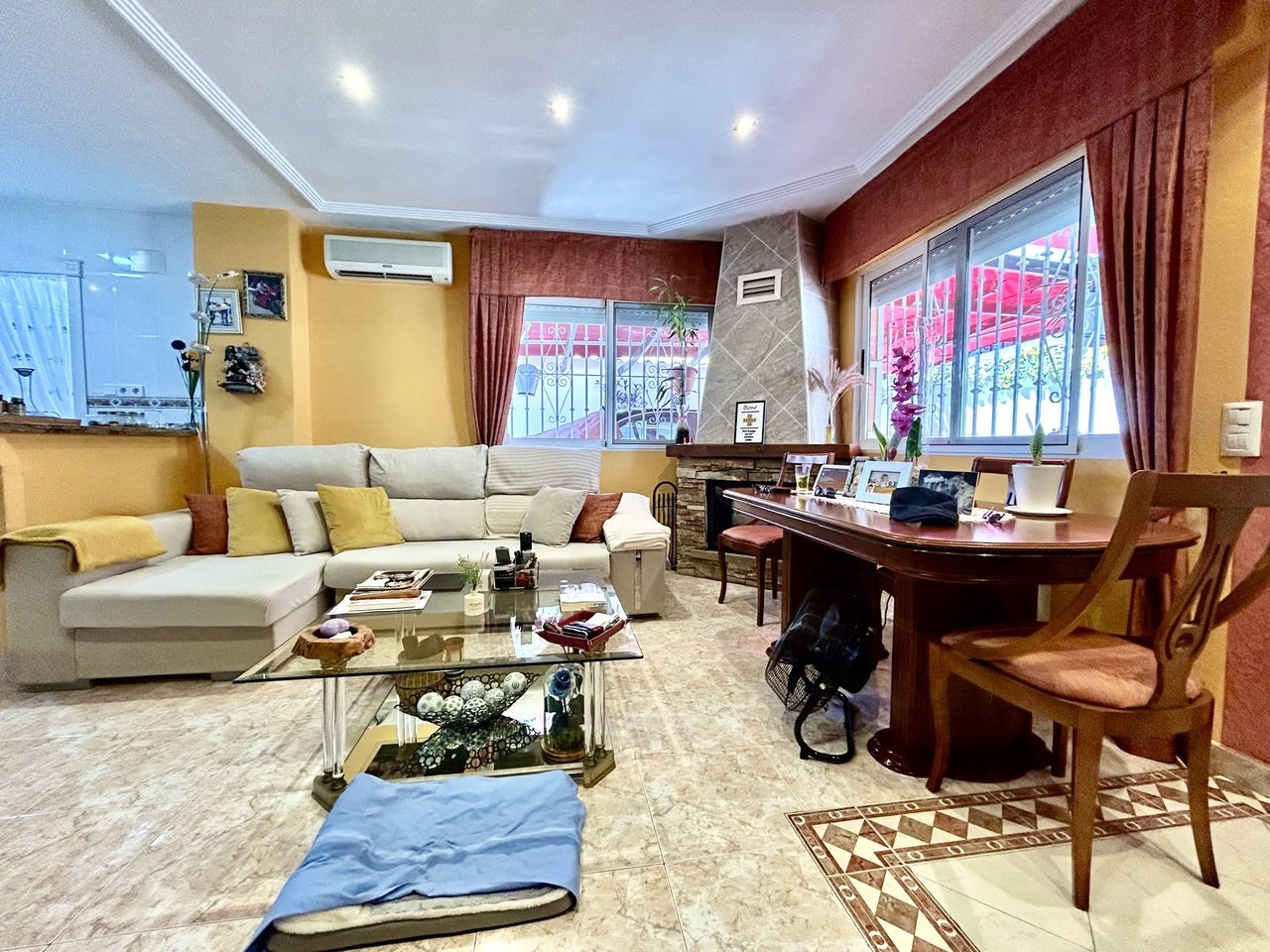 IMG_8876_xlarge 2 Bedroom 2 Bathroom Town House in Los Altos - Caza De Casa