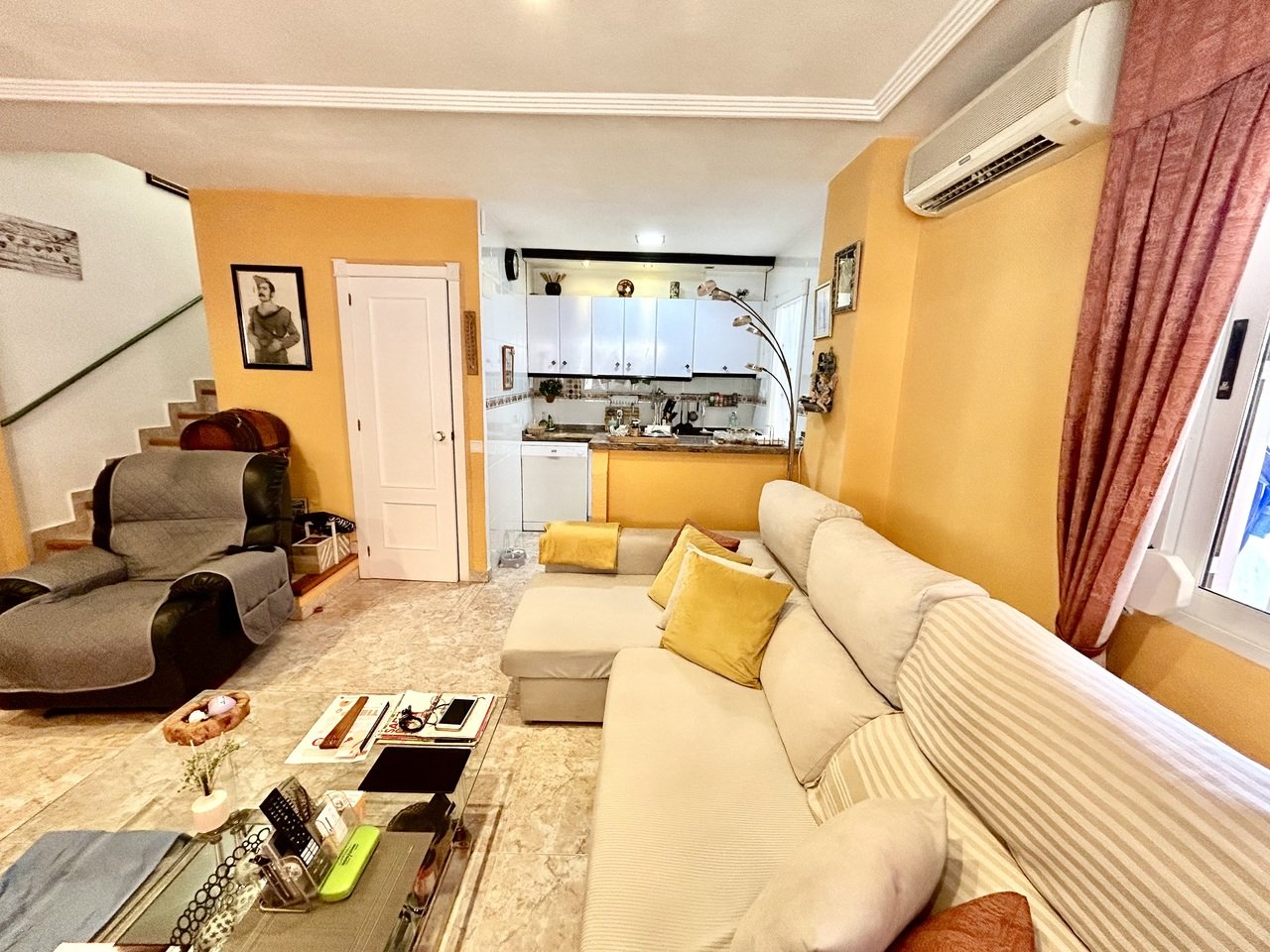 IMG_8878_xlarge 2 Bedroom 2 Bathroom Town House in Los Altos - Caza De Casa