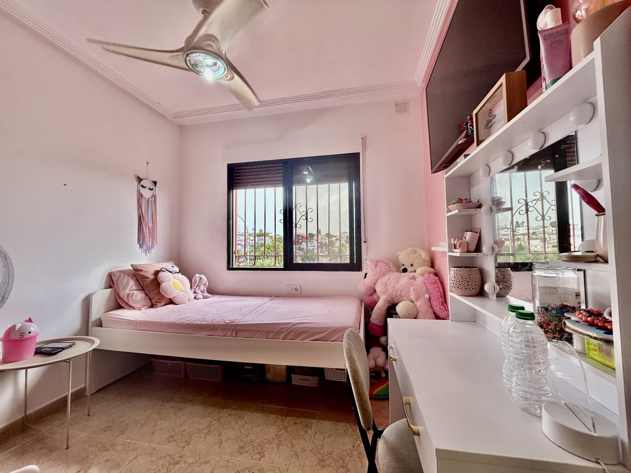 2 Bedroom 2 Bathroom Villa in Villamartin - Caza De Casa