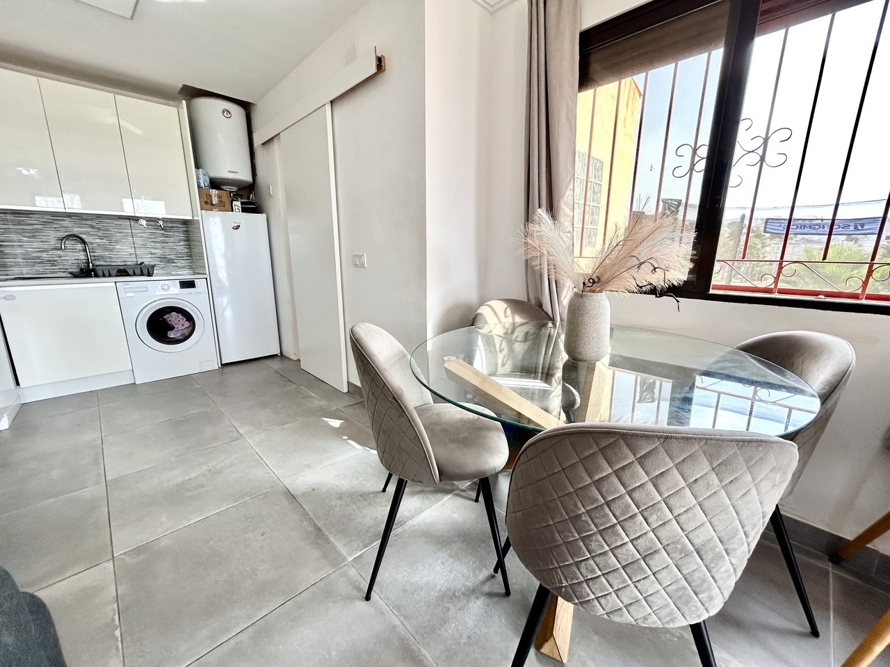 2 Bedroom 2 Bathroom Villa in Villamartin - Caza De Casa